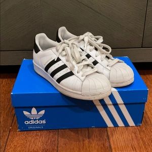 Adidas women’s sneakers